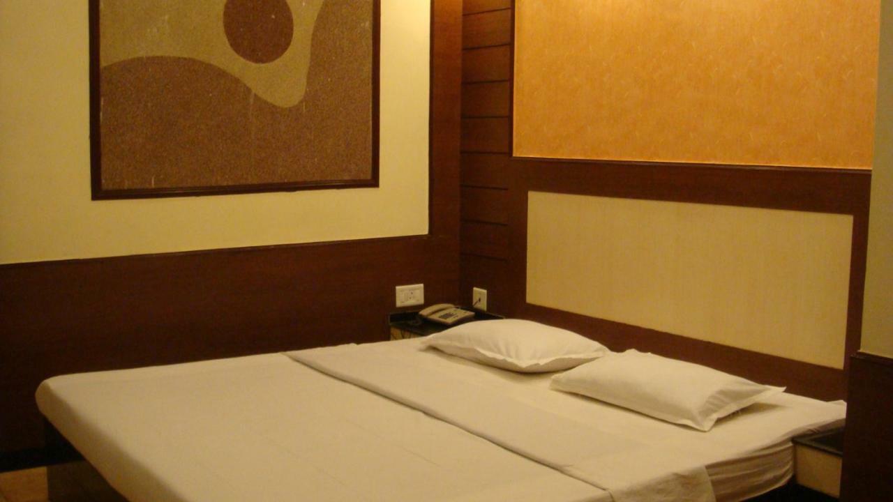 Palm Village Resort Kolkata Ngoại thất bức ảnh
